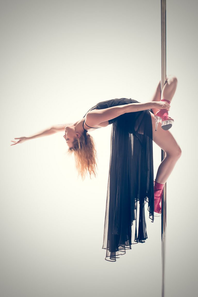 Stargazer pole pose