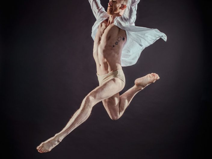Male Contemporary Dance - Jumping pose